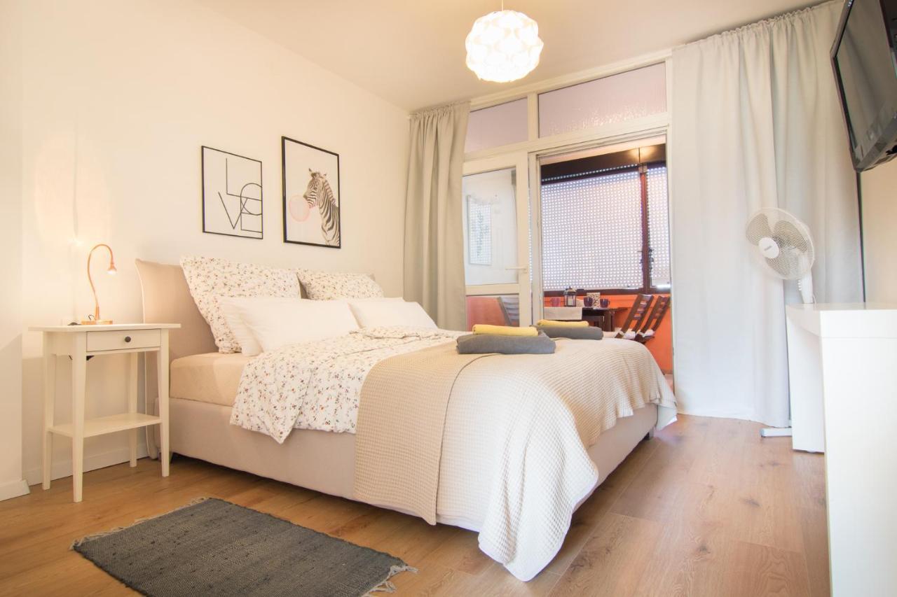 Harbour-Apartment With Sea View And Parking Spot Pula Exterior foto
